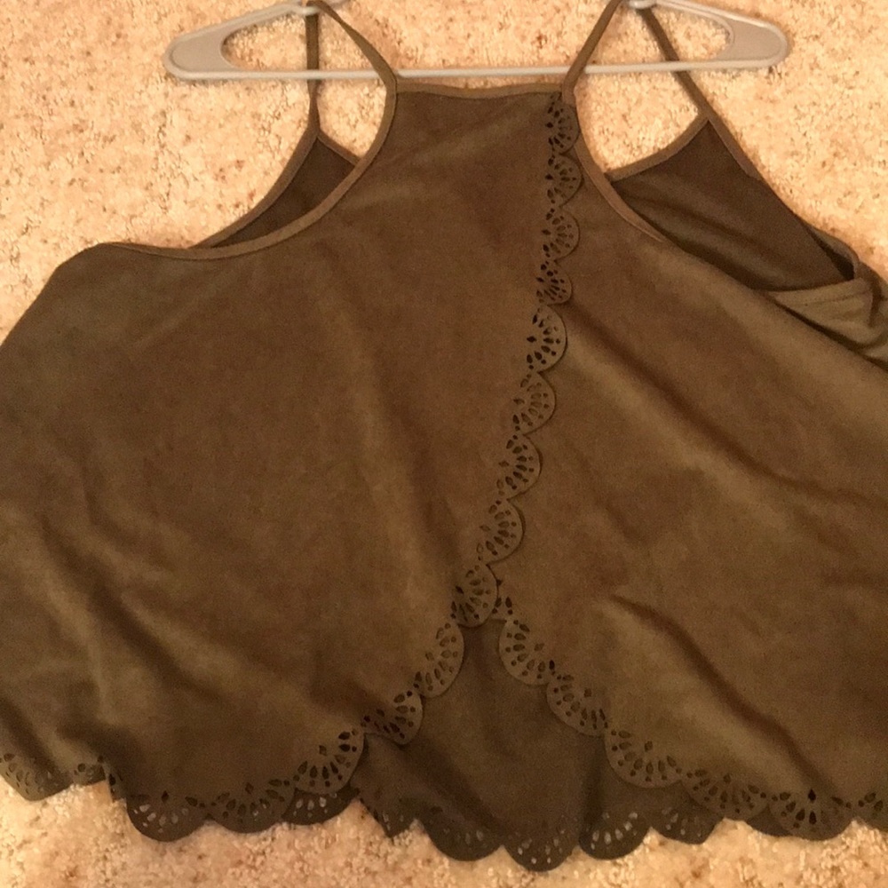 Tank top - Picture 2 of 3